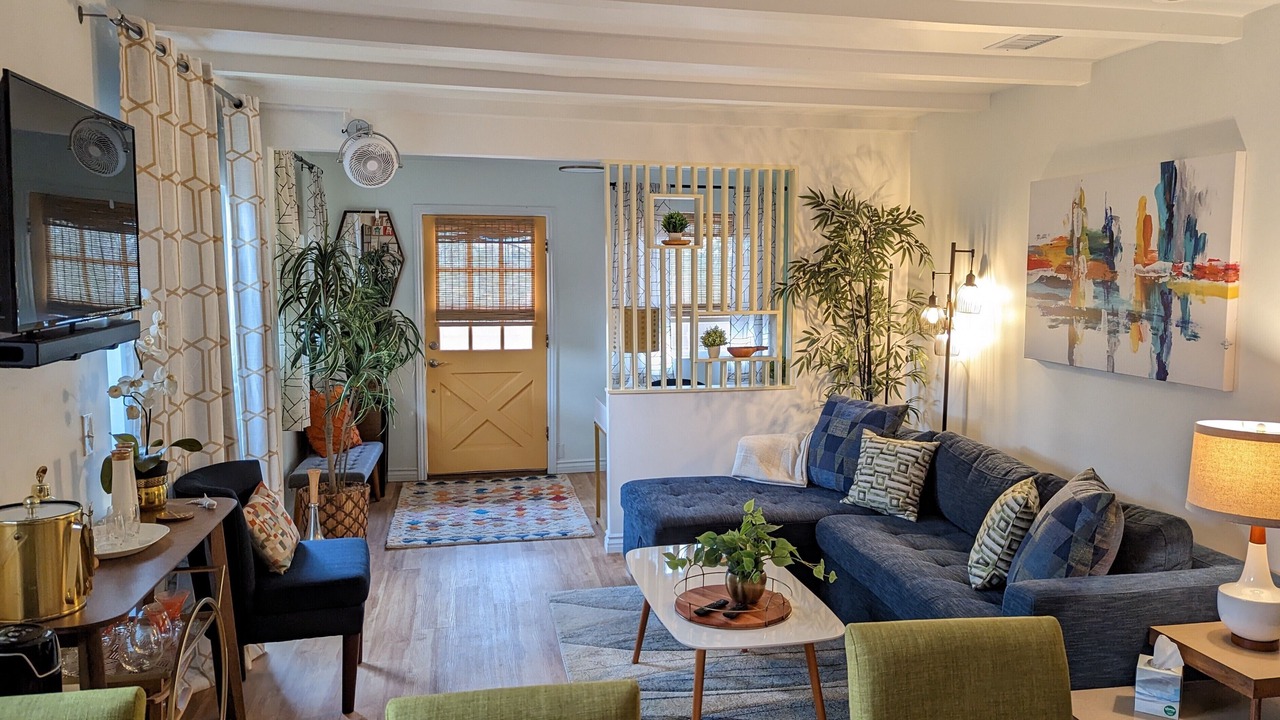 Photo of Livingroom in Vista