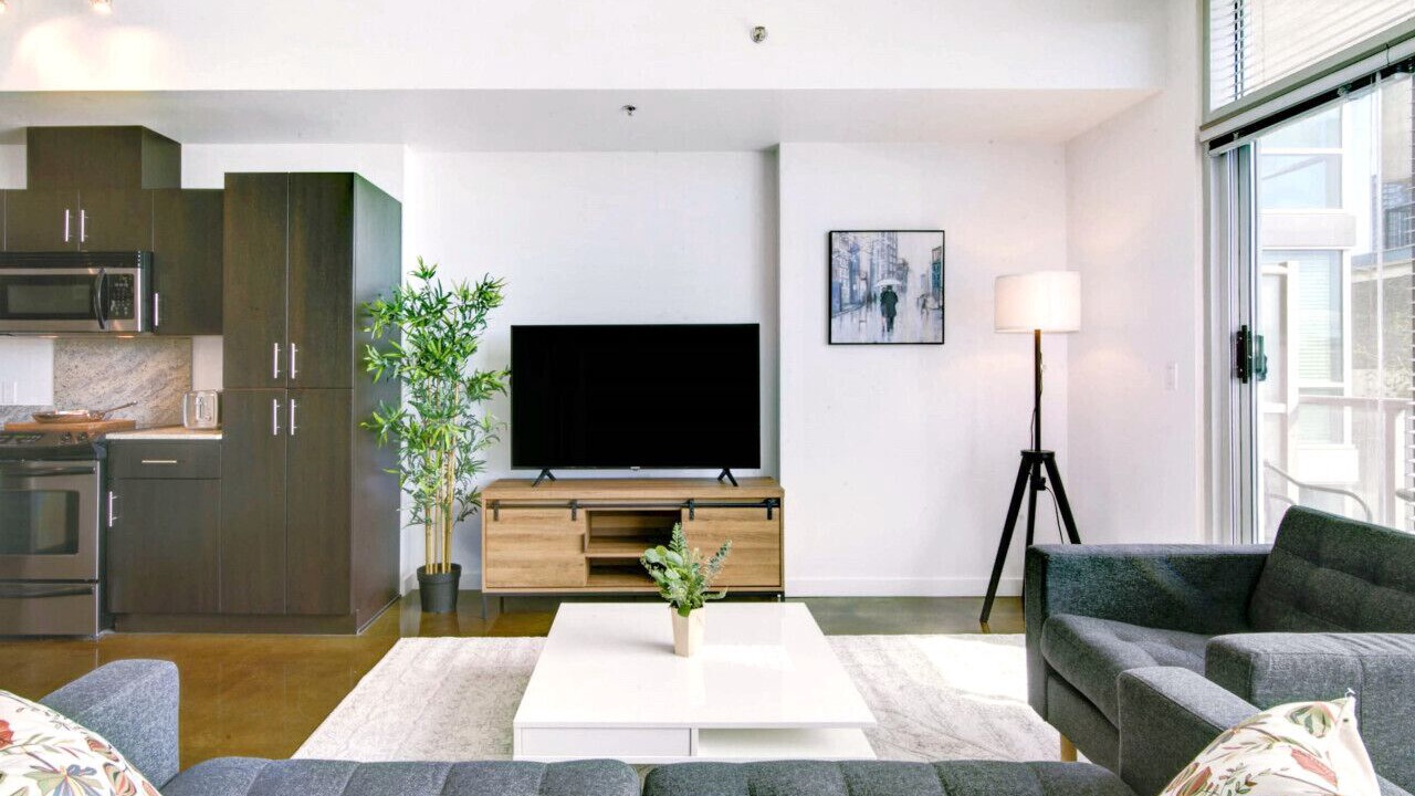 Photo of Livingroom in Beltline
