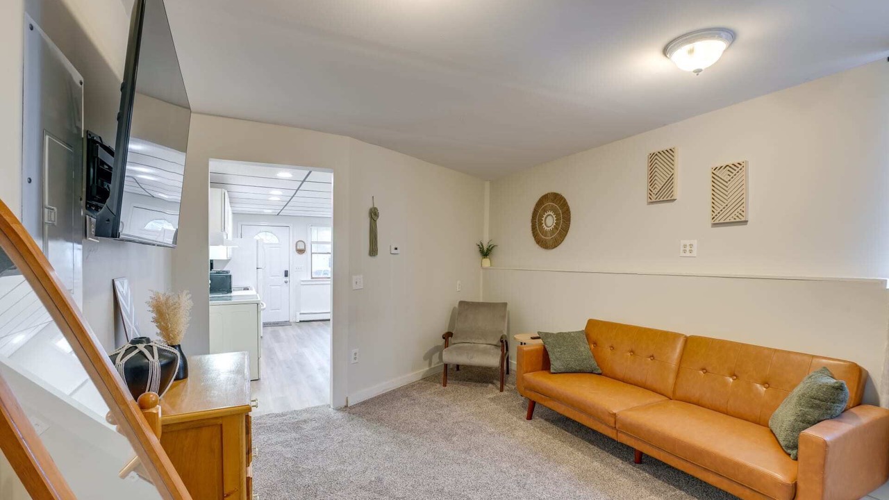 Photo of Livingroom in Glenburn