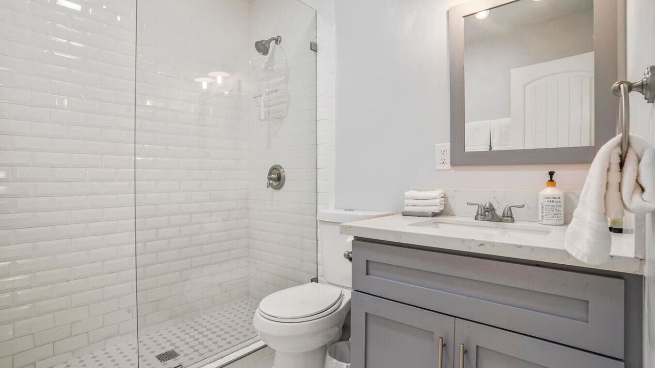 Photo of Bathroom in Mission Hills