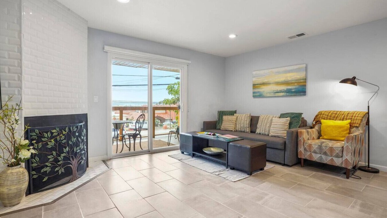 Photo of Livingroom in Mission Hills