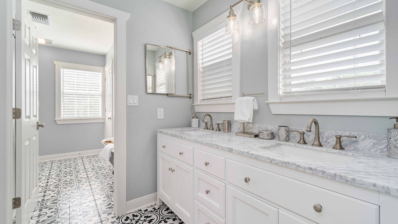 Photo of Bathroom in Woodcreek