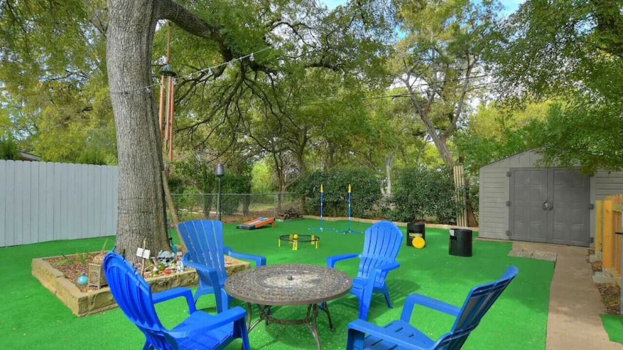 Photo of Outdoor in Barton Hills