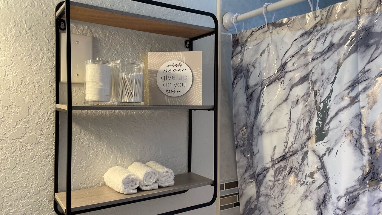 Photo of Bathroom in Orient Park
