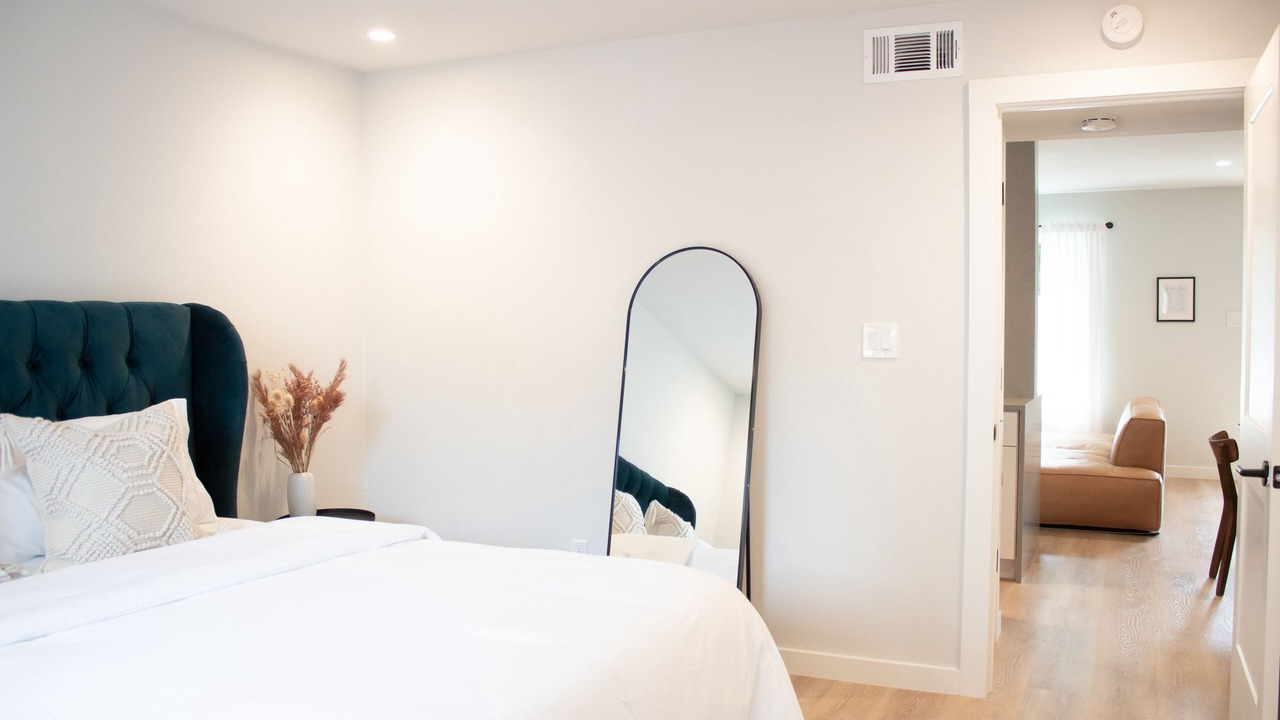 Photo of Bedroom in Barton Hills