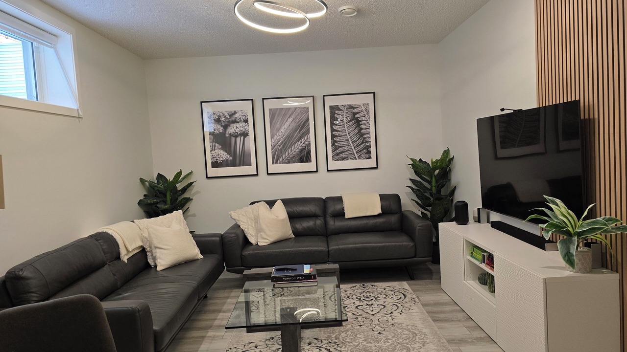 Photo of Livingroom in Southeast Calgary
