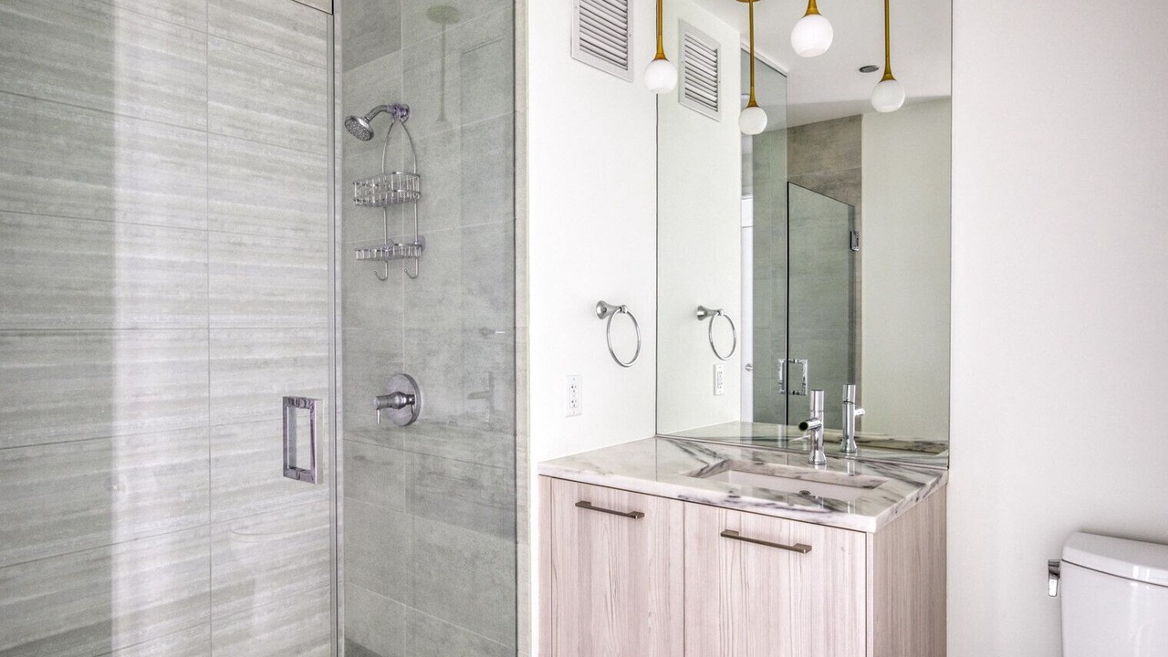 Photo of Bathroom in West Loop Gate