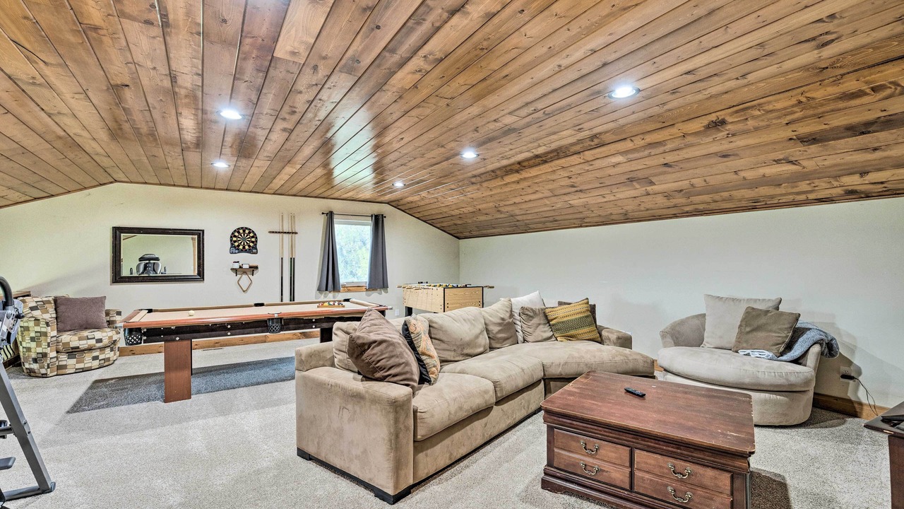 Photo of Bedroom in Peck