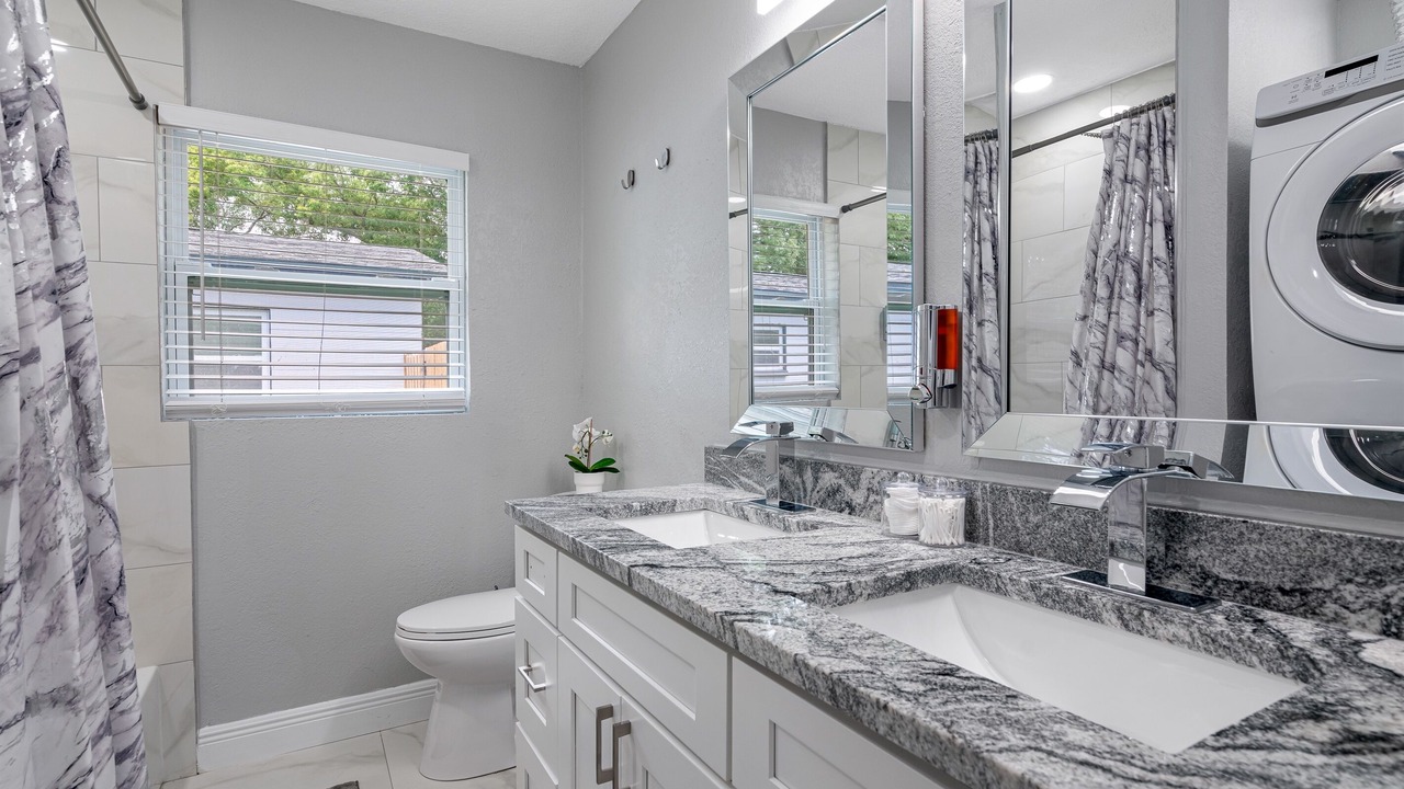 Photo of Bathroom in Sulphur Springs