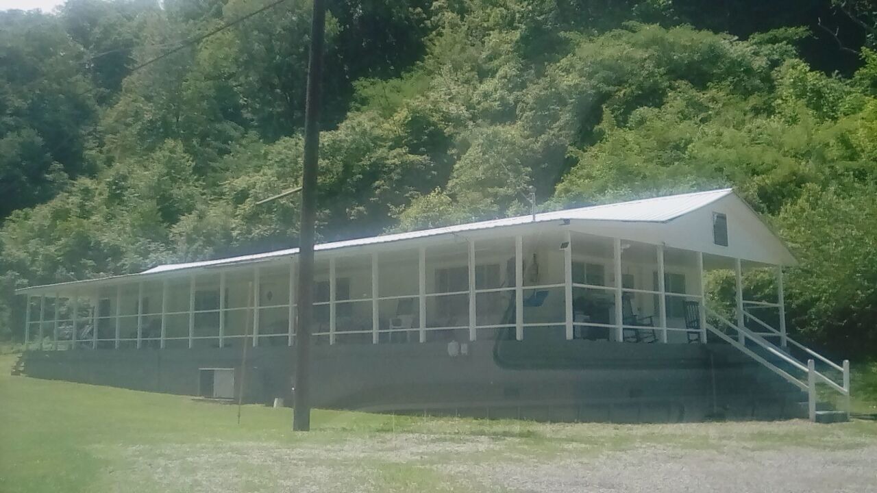 Photo of Outdoor in Henlawson