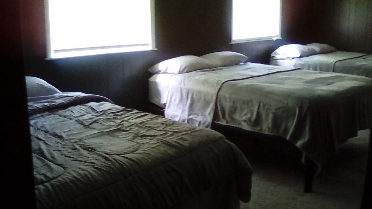 Photo of Bedroom in Henlawson
