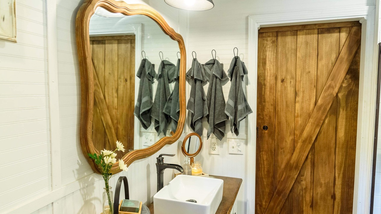 Photo of Bathroom in Hatton