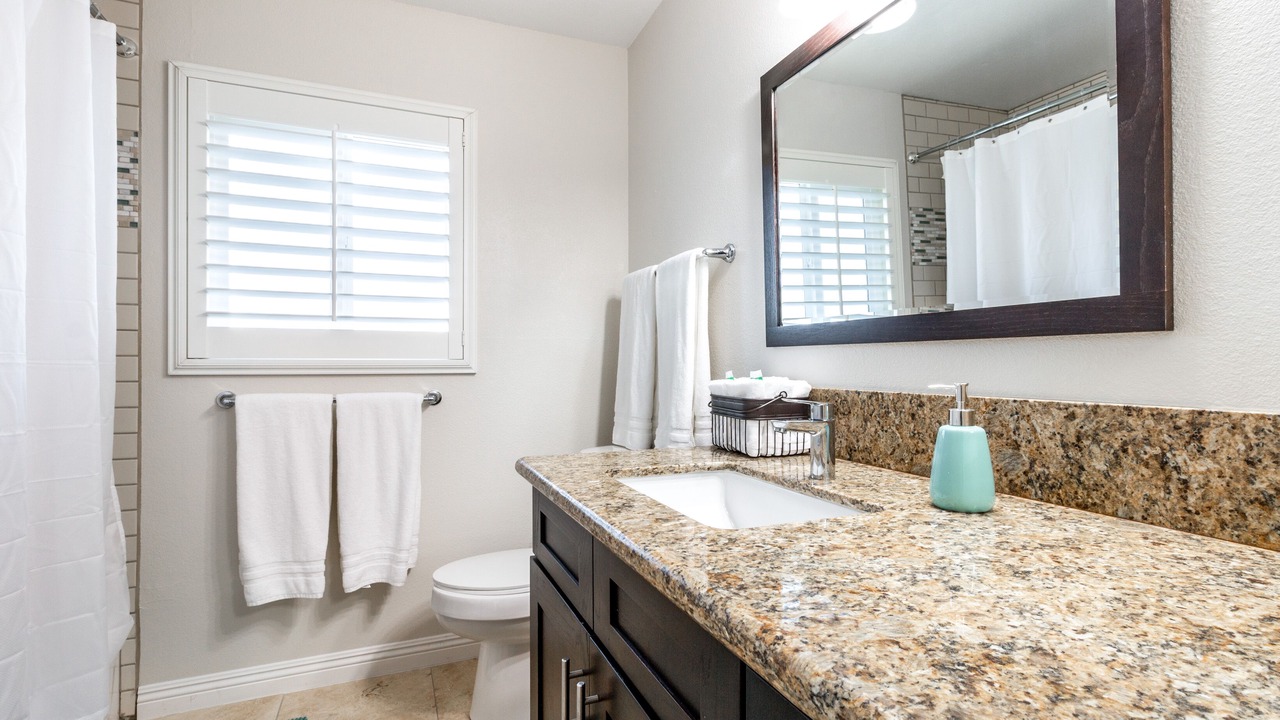 Photo of Bathroom in Loma Alta