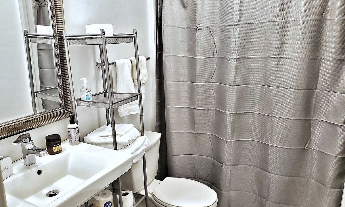 Photo of Bathroom in Historic District - North