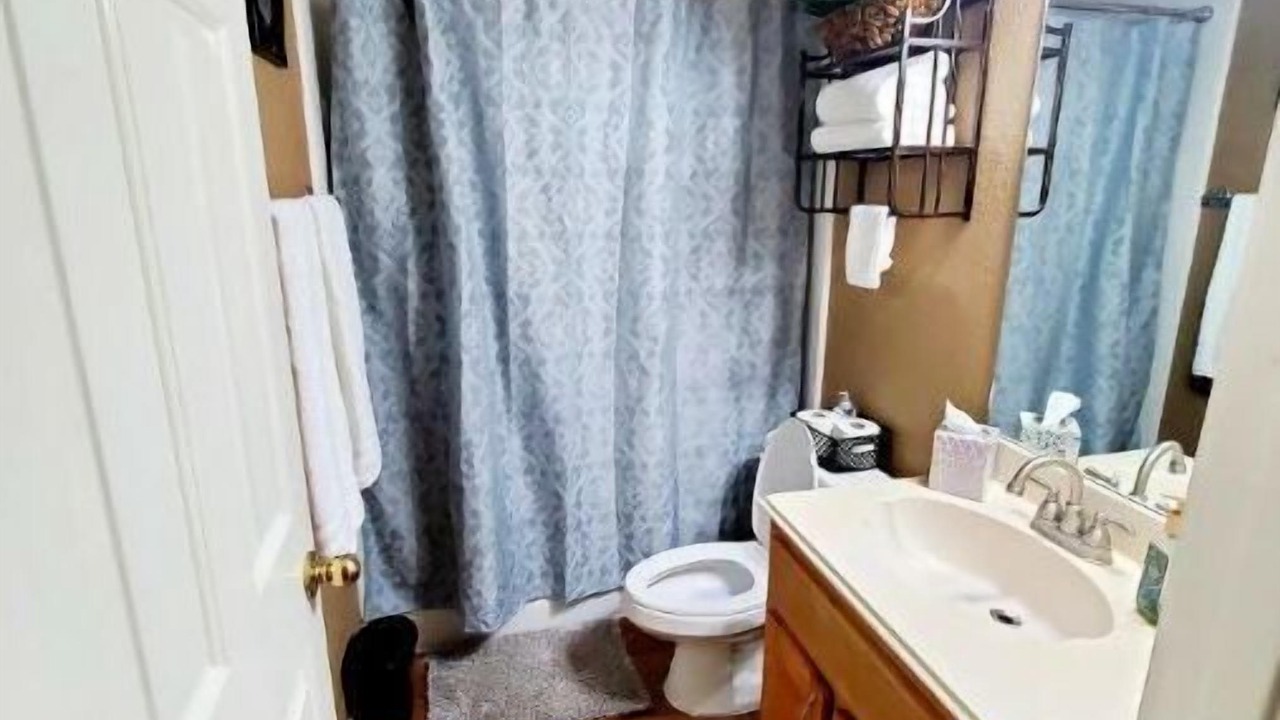 Photo of Bathroom in Martindale