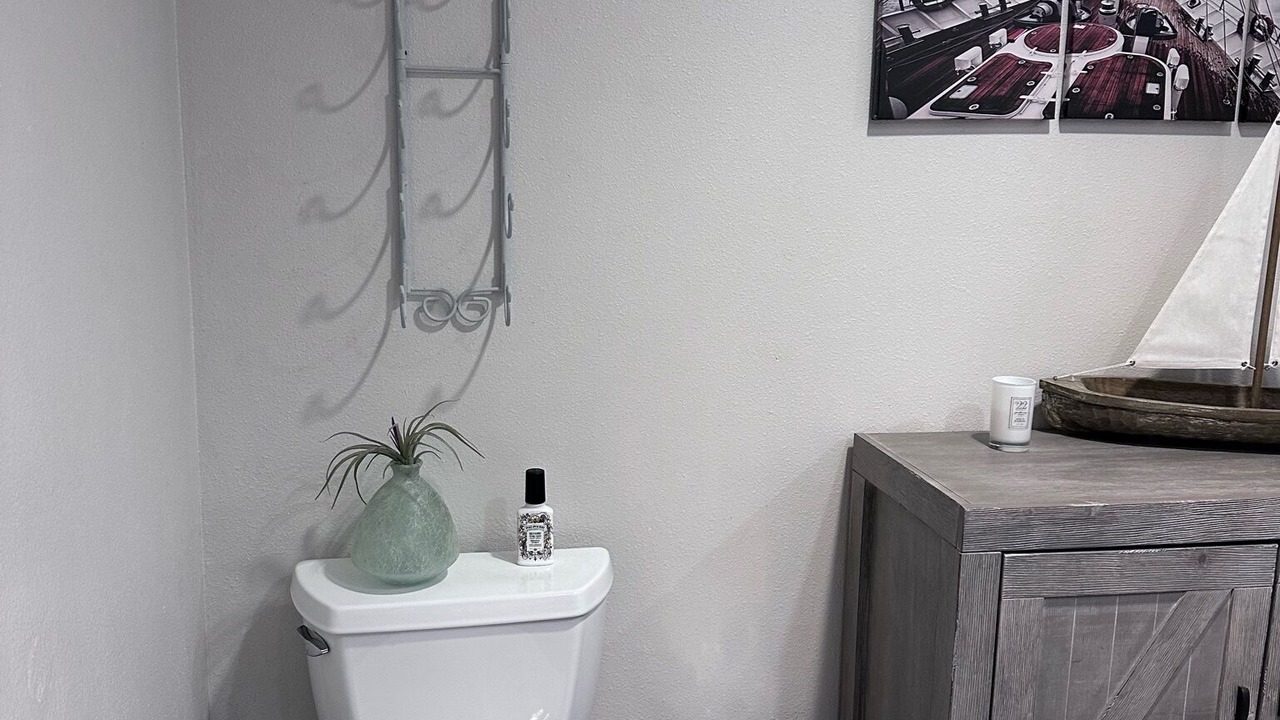 Photo of Bathroom in Lakeport