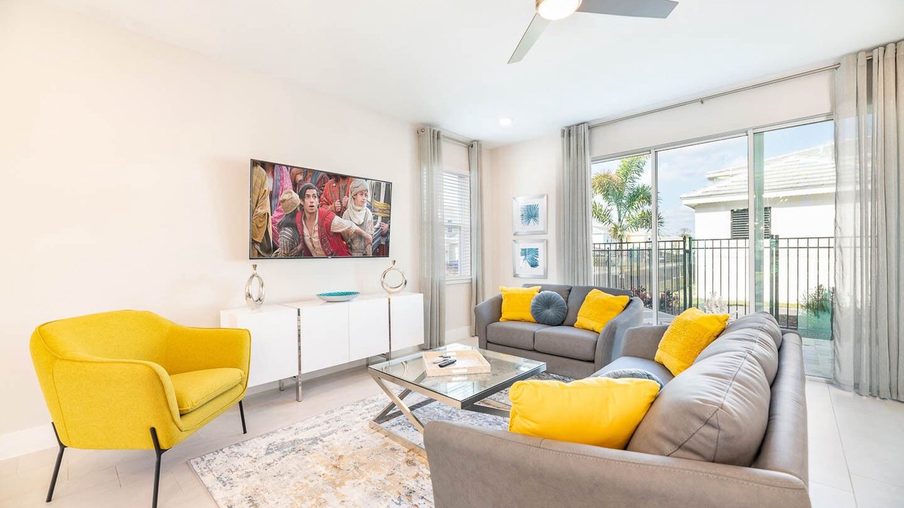 Photo of Livingroom in Bay Lake