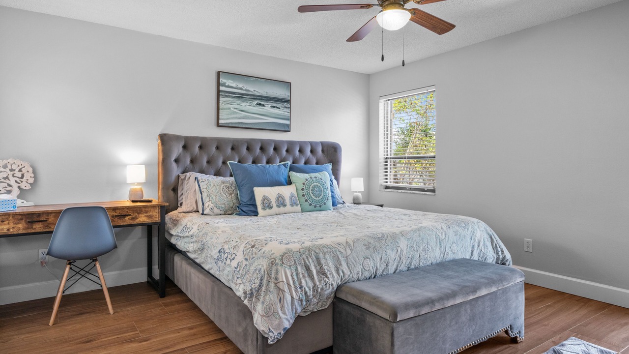 Photo of Bedroom in Baywood Village