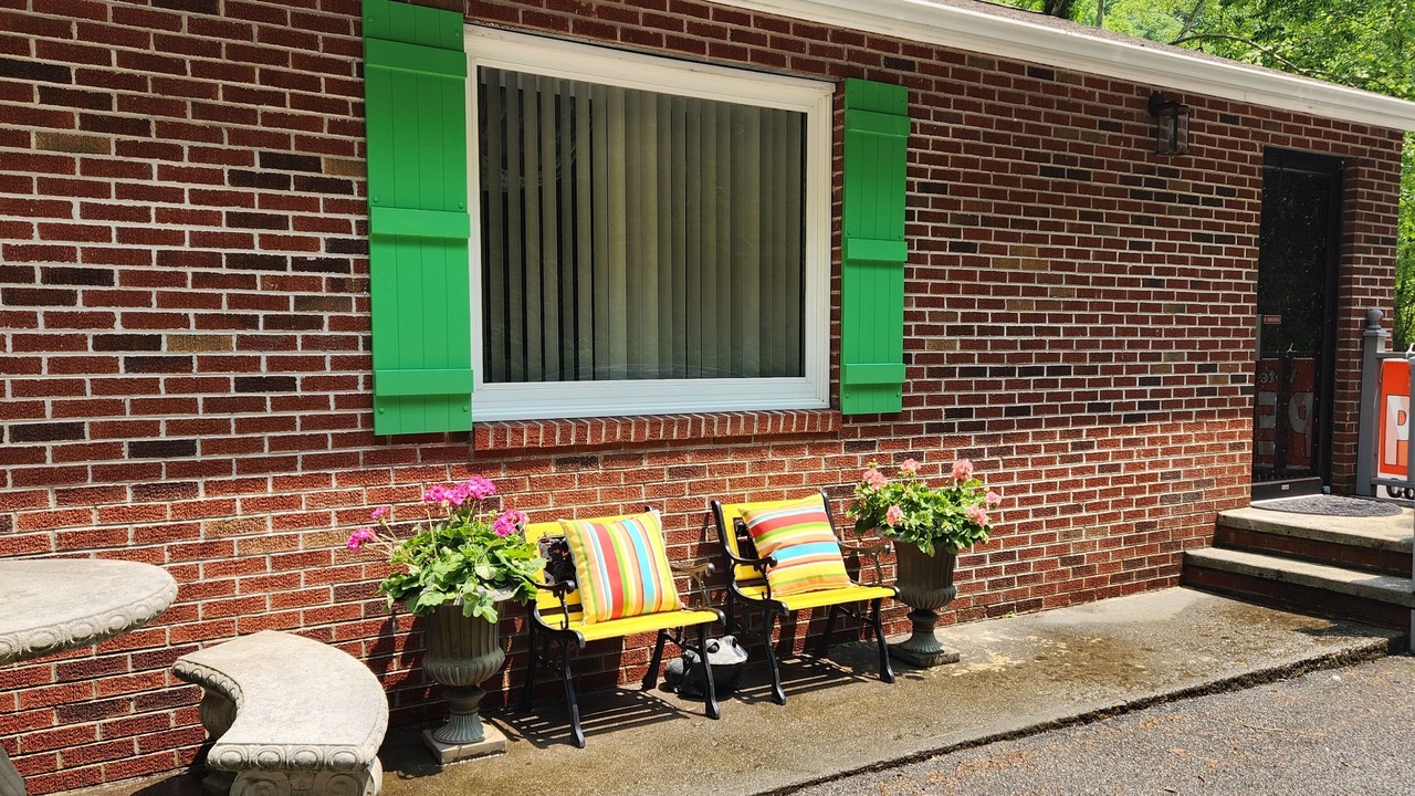 Photo of Patio Balcony in Haysi