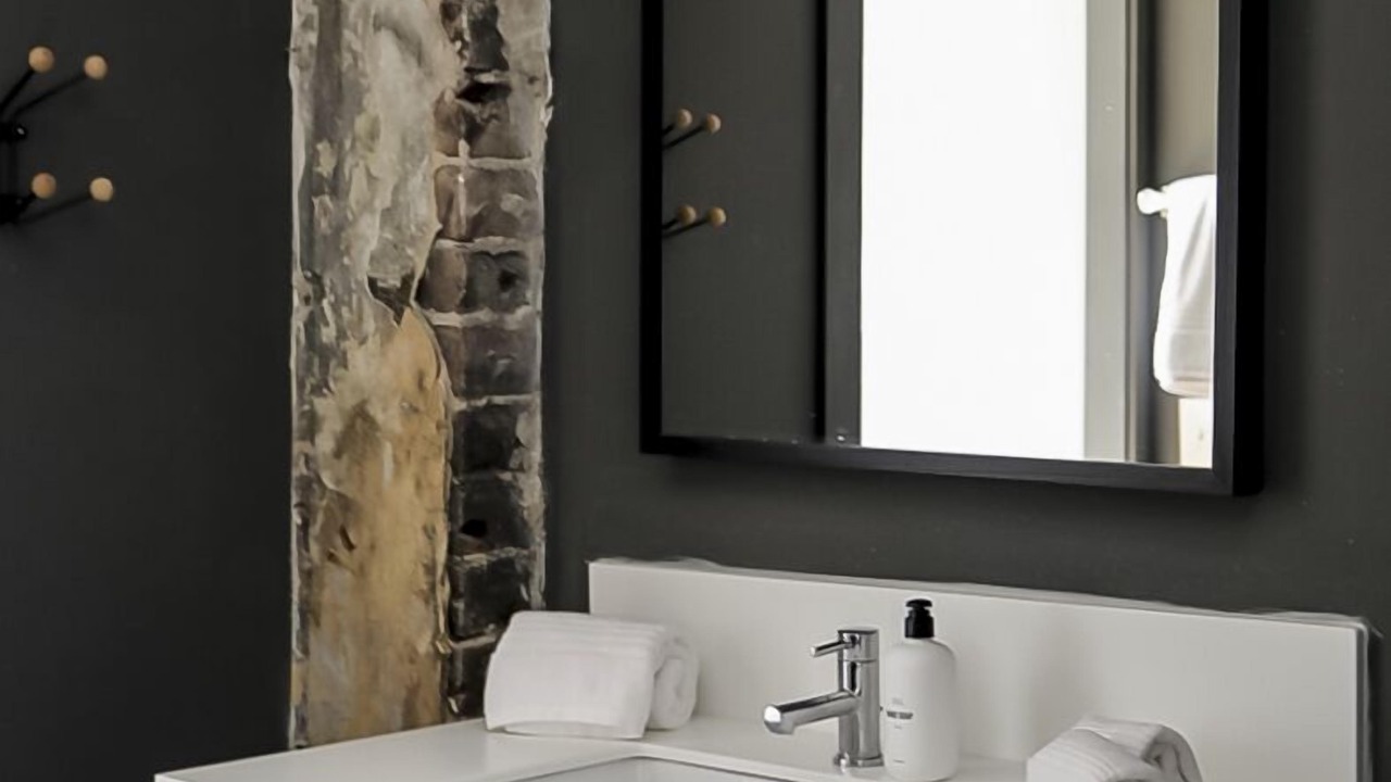 Photo of Bathroom in Historic District - North