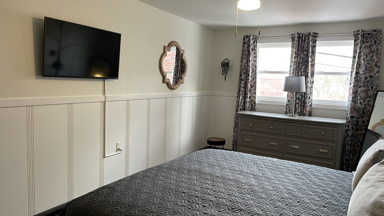 Photo of Bedroom in Ellsworth