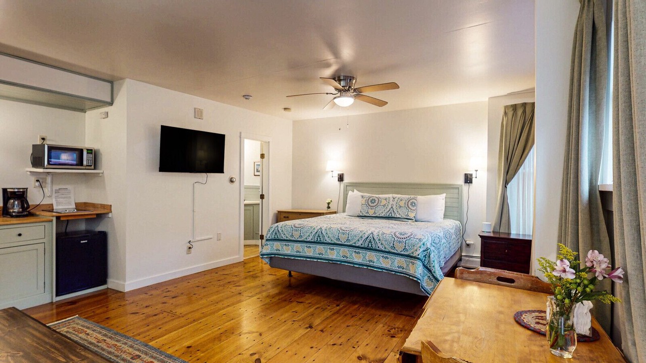 Photo of Bedroom in Stonington