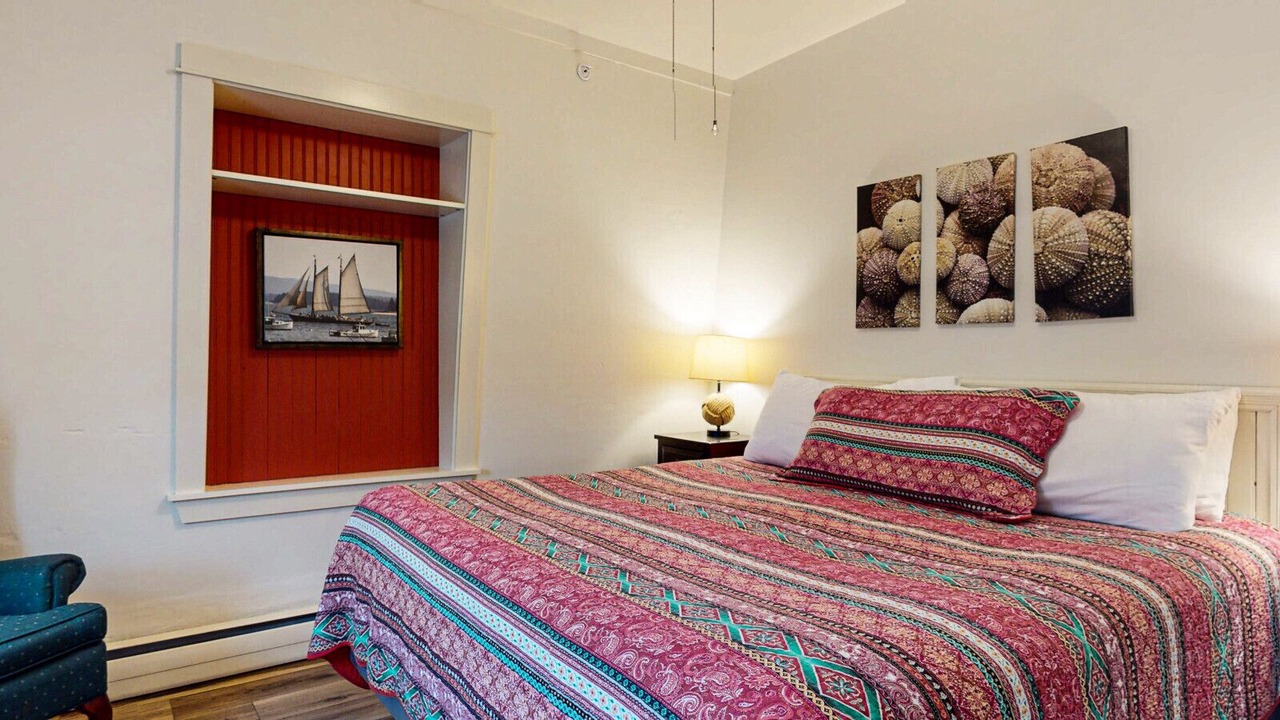 Photo of Bedroom in Stonington