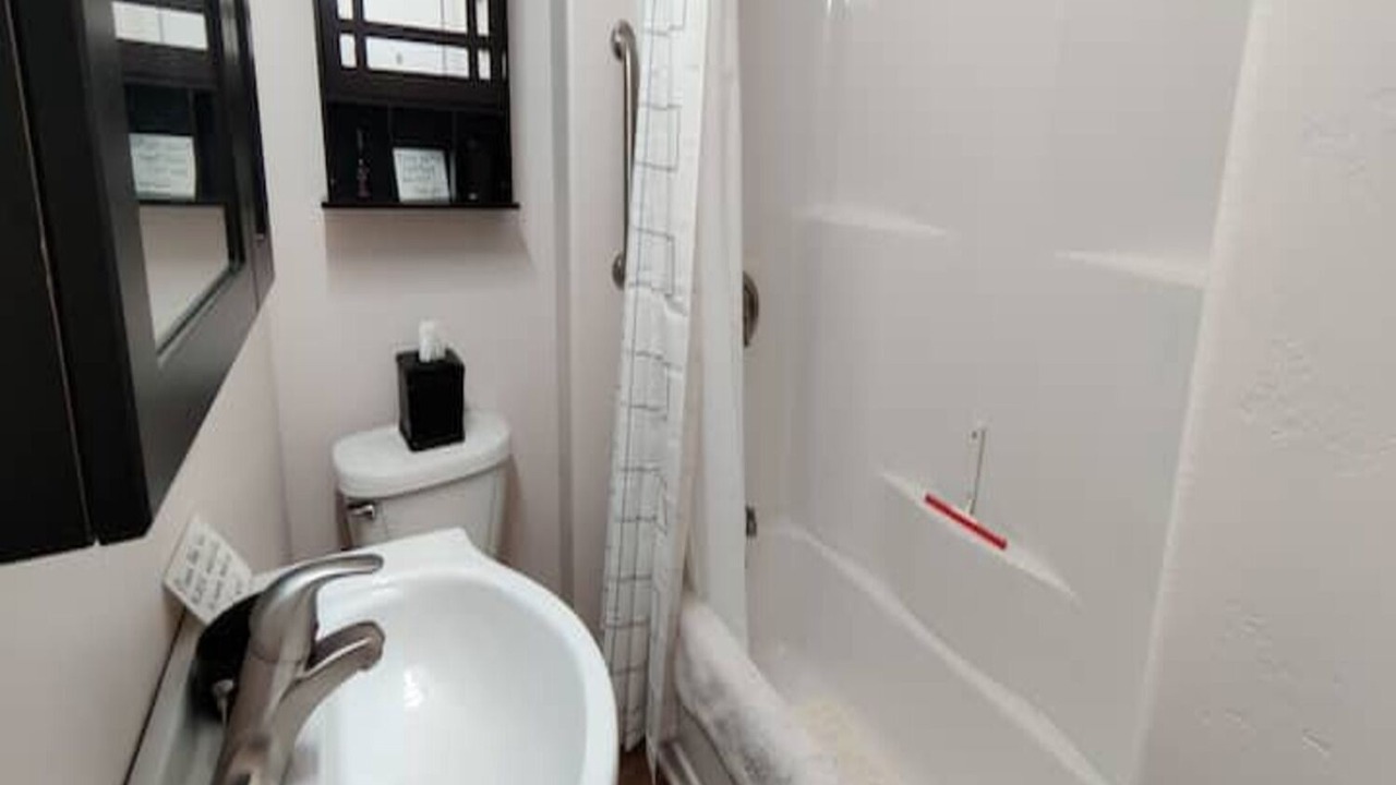 Photo of Bathroom in Clarkdale