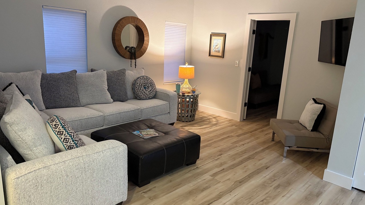 Photo of Livingroom in Treasure Island
