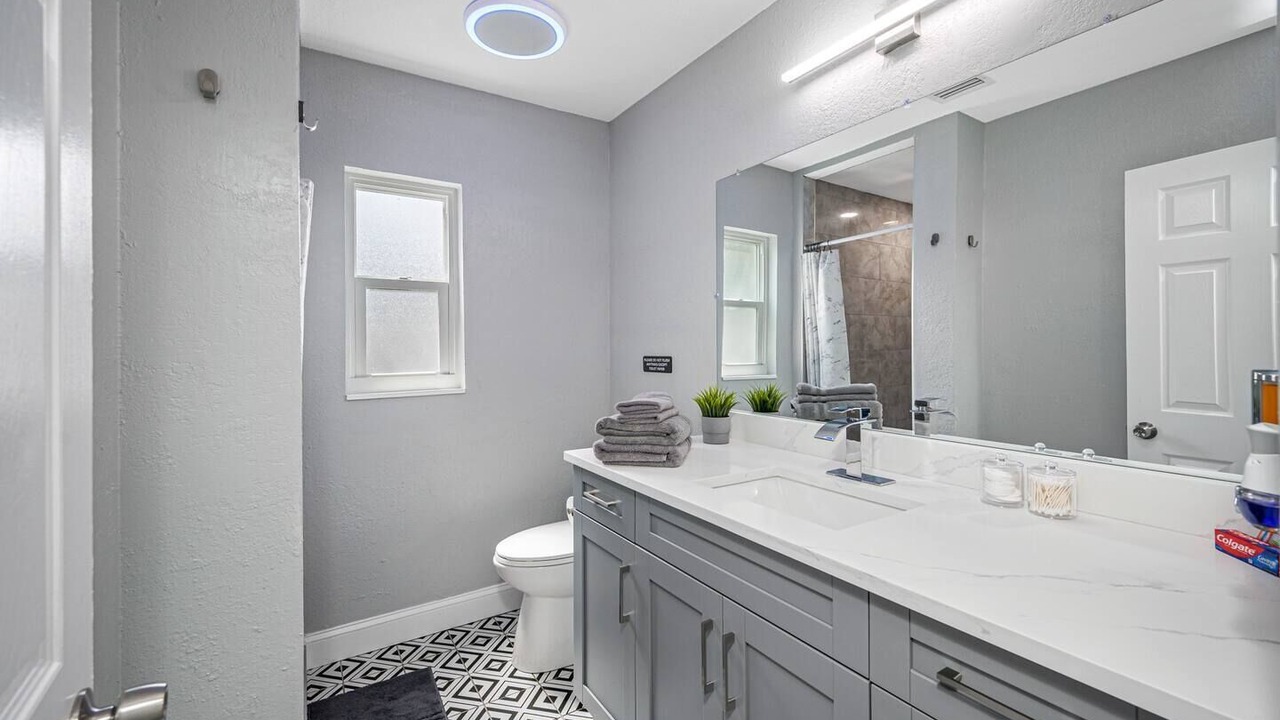 Photo of Bathroom in Lake Magdalene