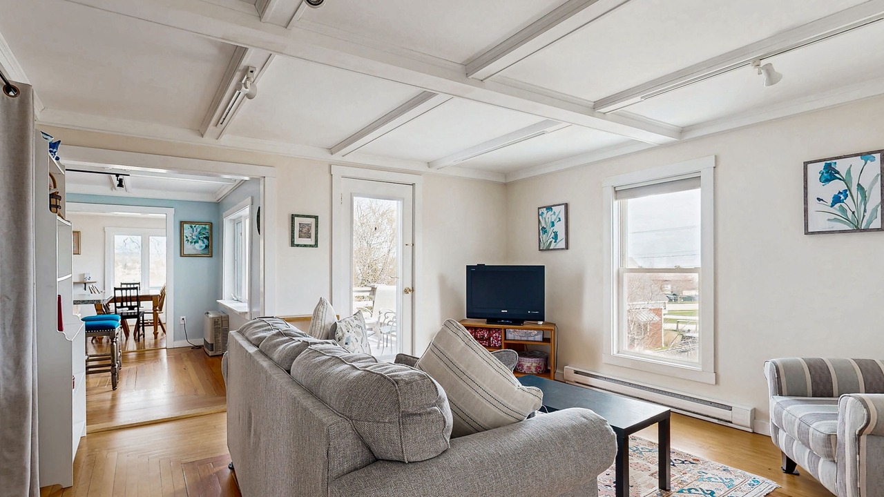 Photo of Livingroom in Rockland