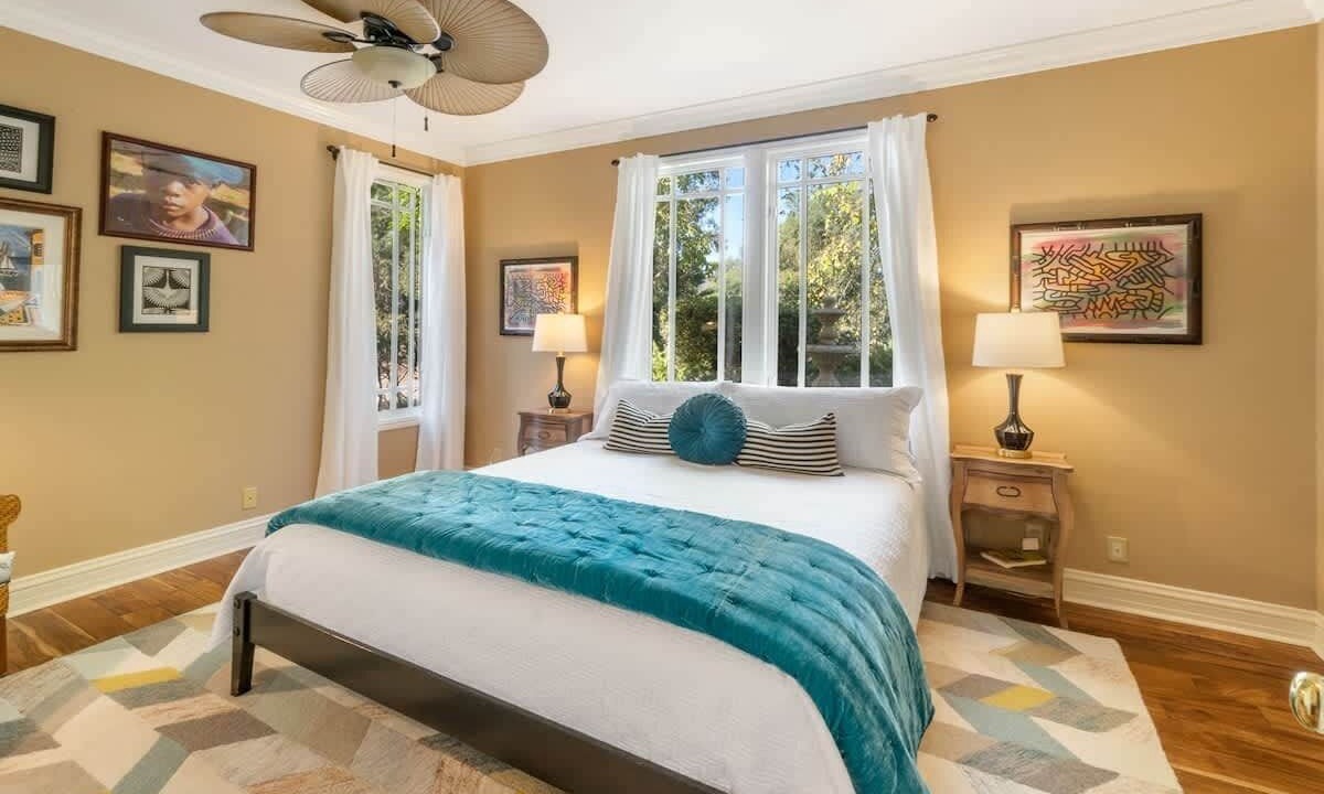 Photo of Bedroom in Vista