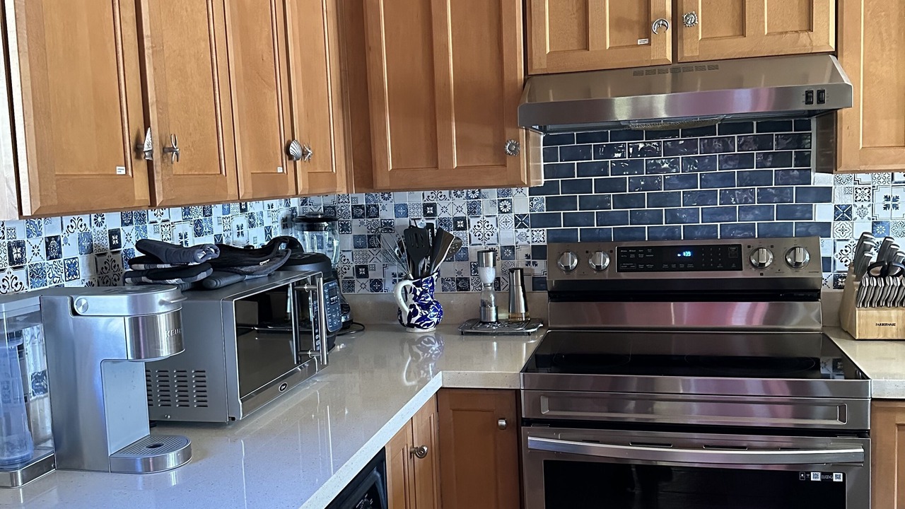 Photo of Kitchen in Canyon Lake