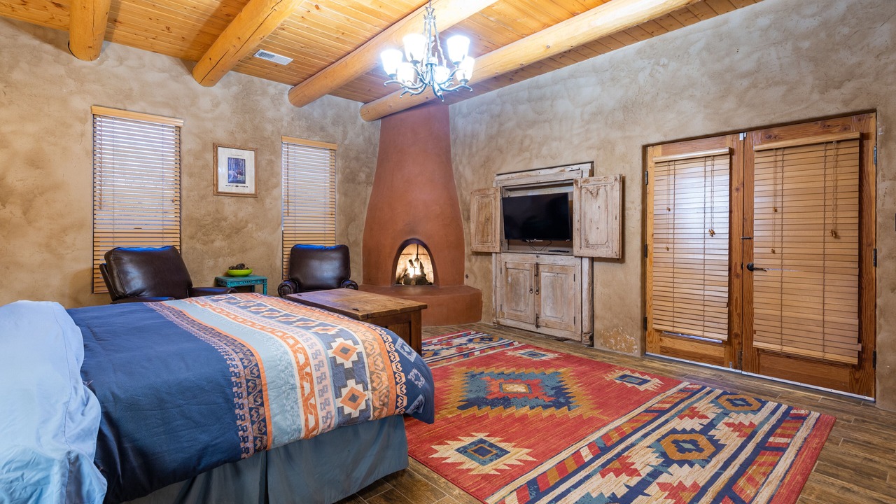 Photo of Bedroom in Alamedan Valley