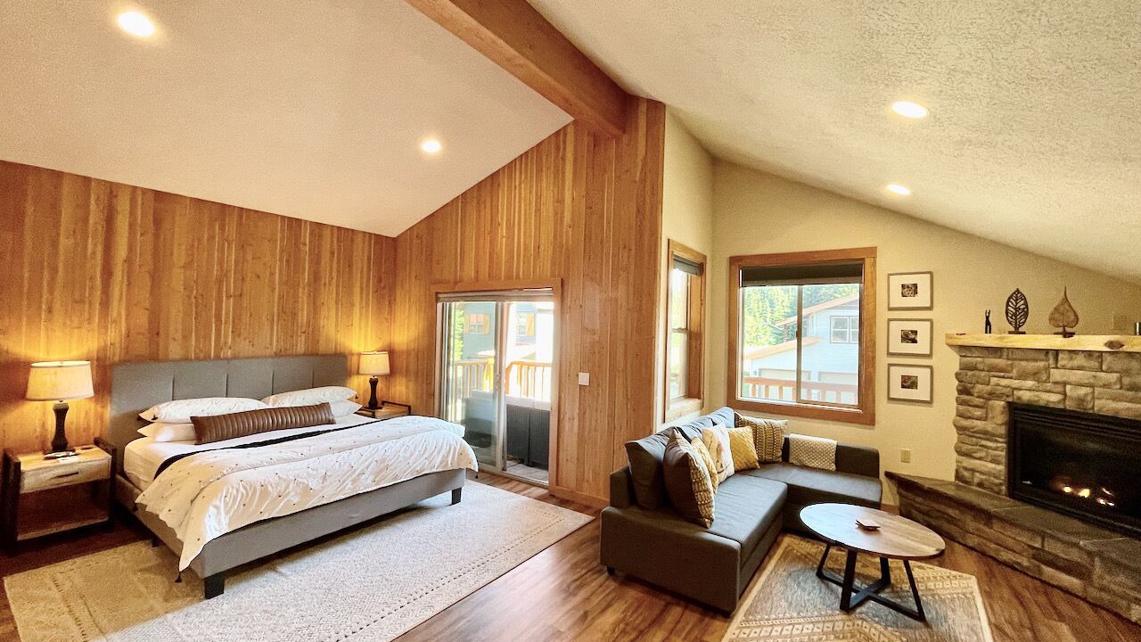 Photo of Bedroom in Government Camp