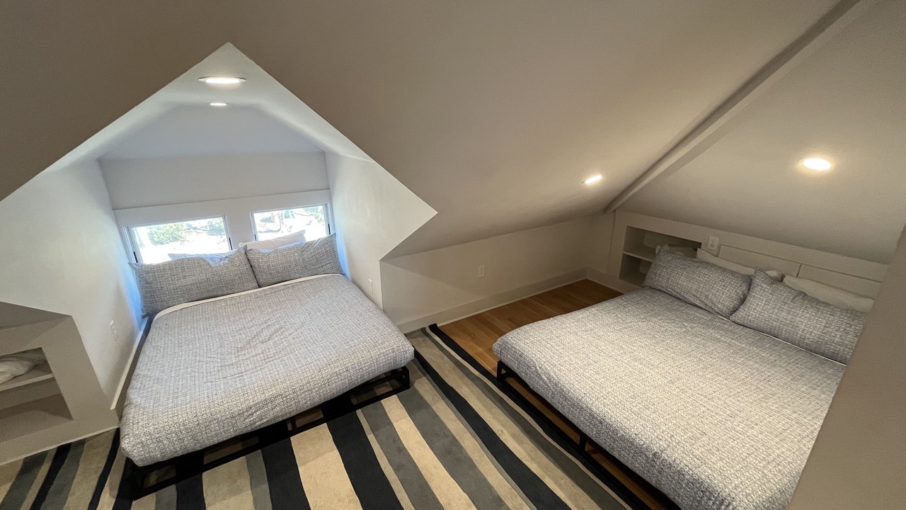 Photo of Bedroom in East Cesar Chavez
