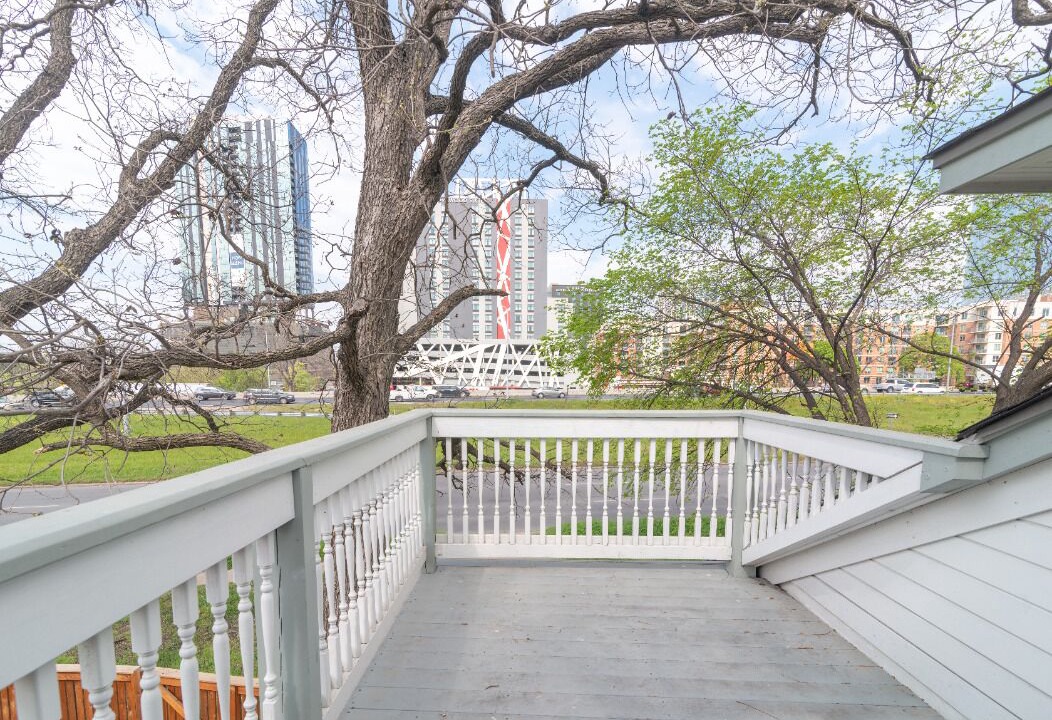 Photo of Outdoor in East Cesar Chavez