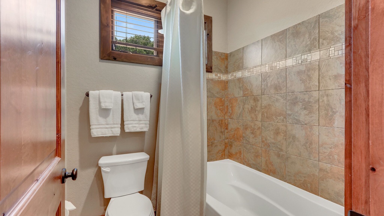 Photo of Bathroom in Fischer