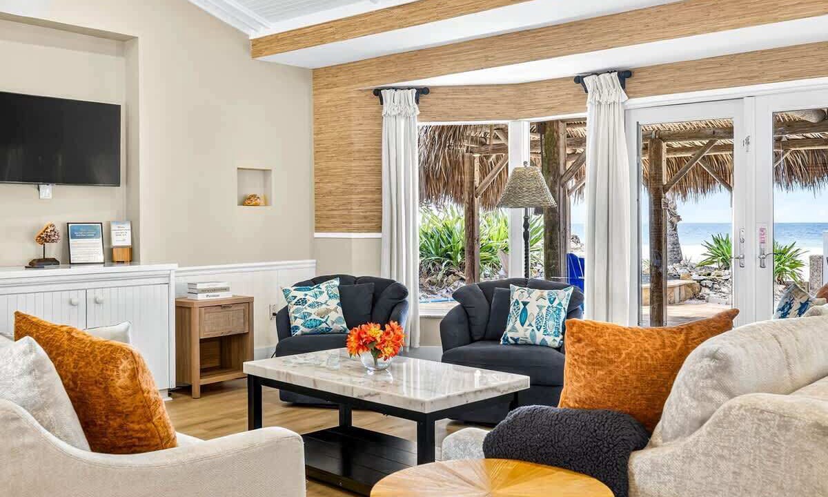 Photo of Livingroom in Clearwater Beach