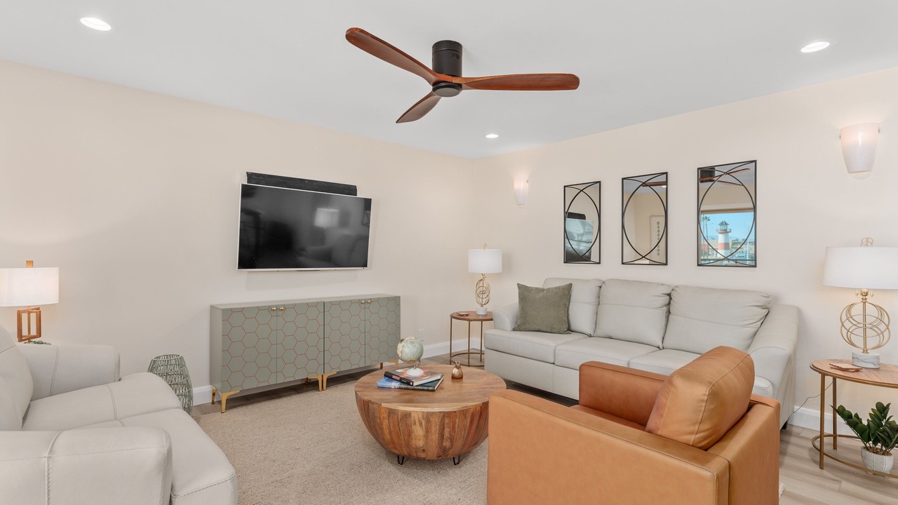 Photo of Livingroom in Townsite