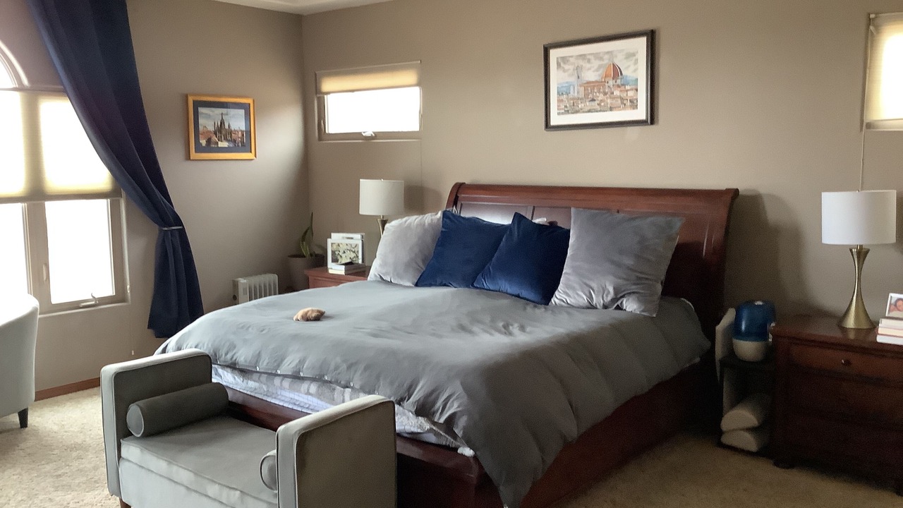 Photo of Bedroom in Westside