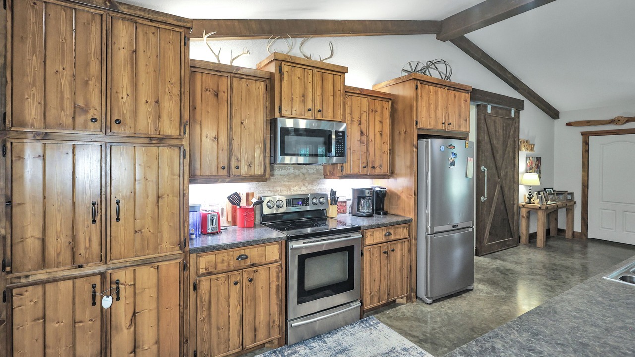 Photo of Kitchen in Daisy