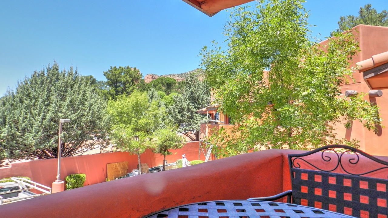 Photo of Patio Balcony in Oak Creek