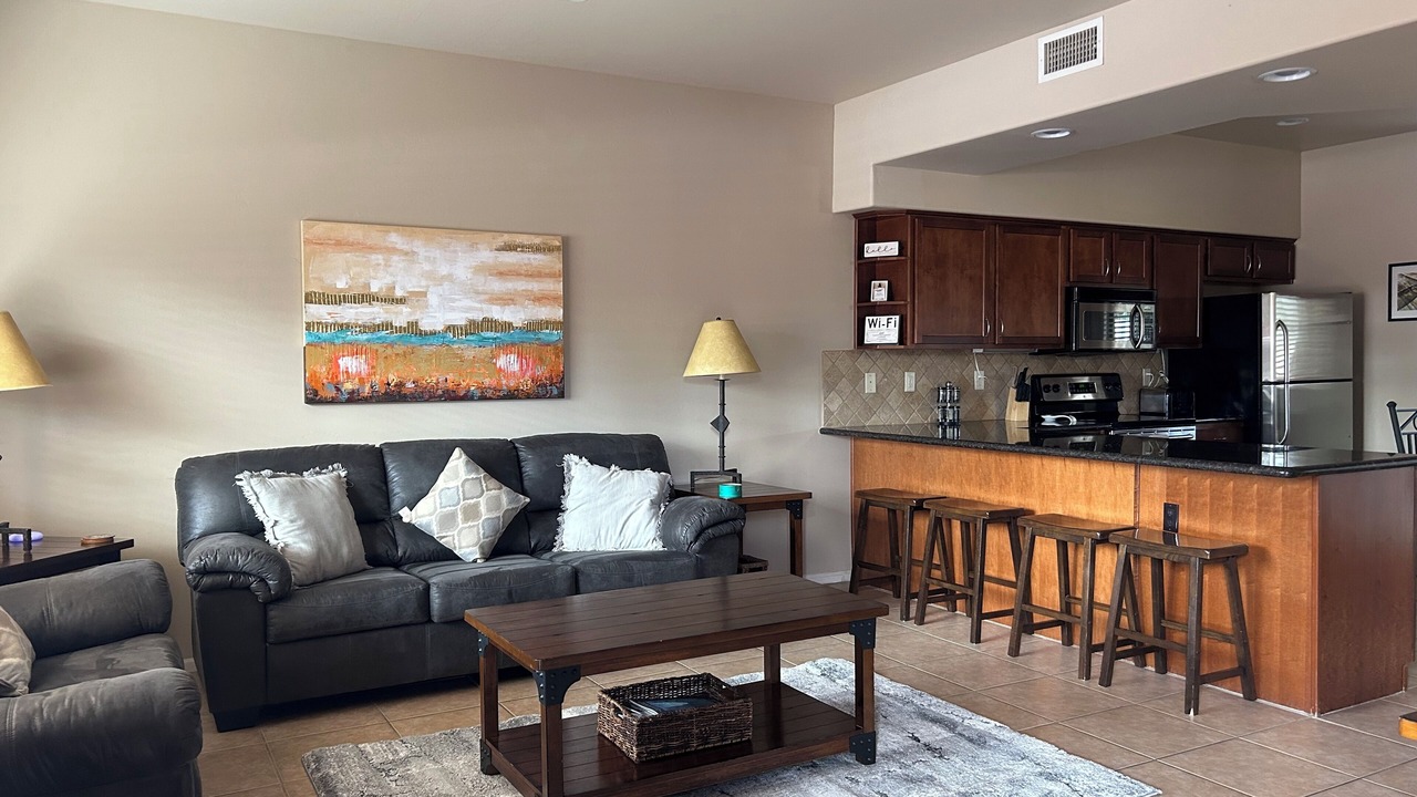 Photo of Livingroom in Oak Creek