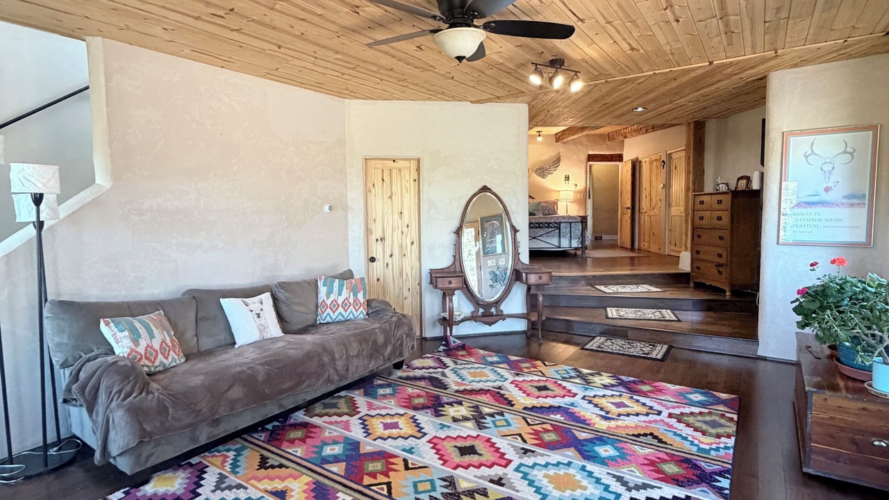 Photo of Livingroom in Taos