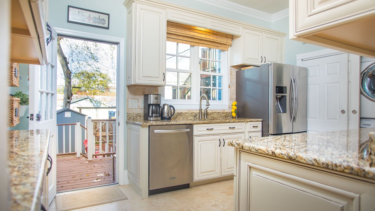 Photo of Kitchen in Beach Institute