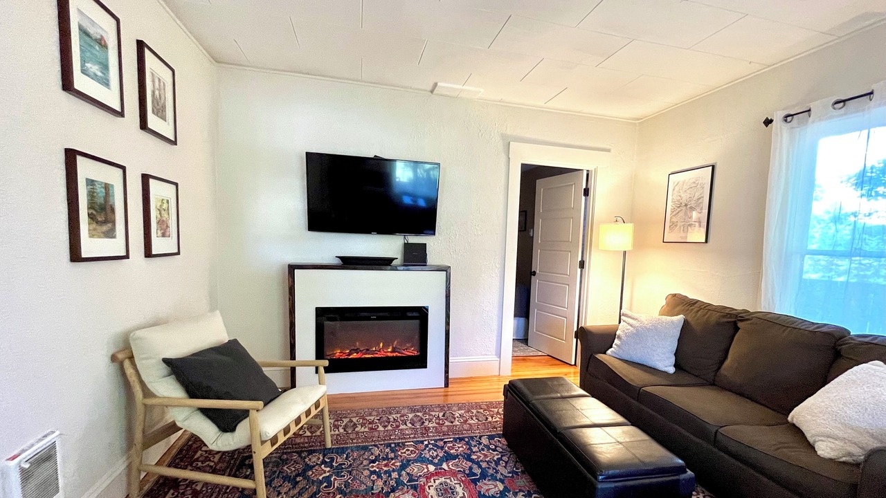 Photo of Livingroom in Hood River