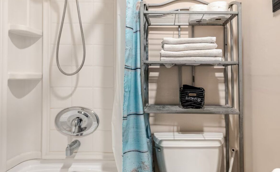 Photo of Bathroom in Point Loma Heights