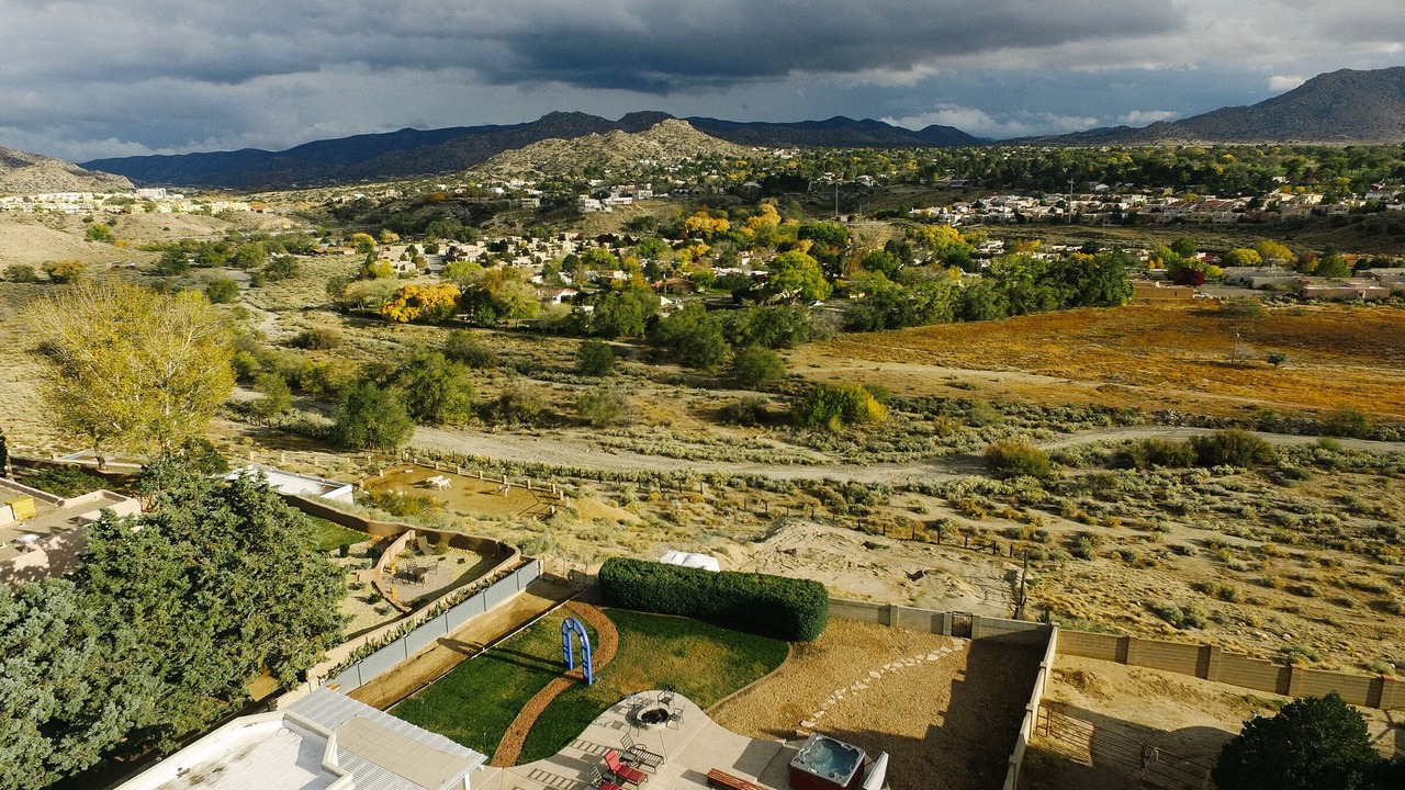 Photo of Others in Albuquerque