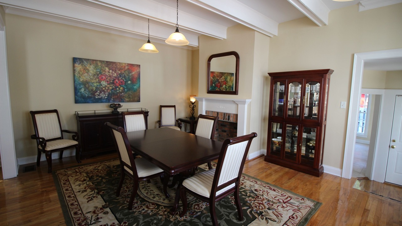 Photo of Bedroom in Savannah Victorian District